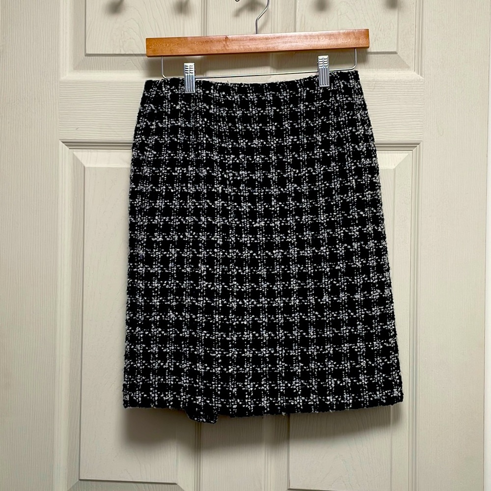Classic Pencil Skirt